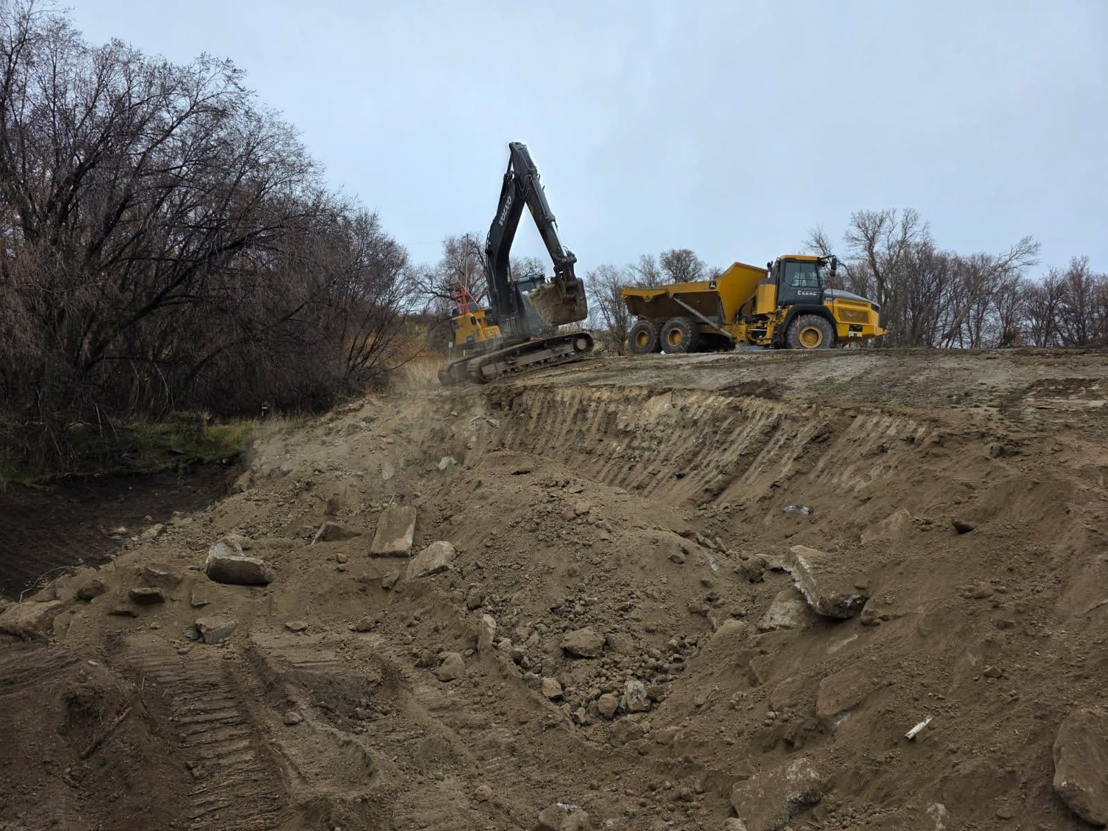 Retention Pond Creation at River Springs Estates